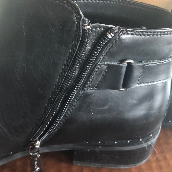 Size 12 black boots - worn once. - Picture 3 of 4